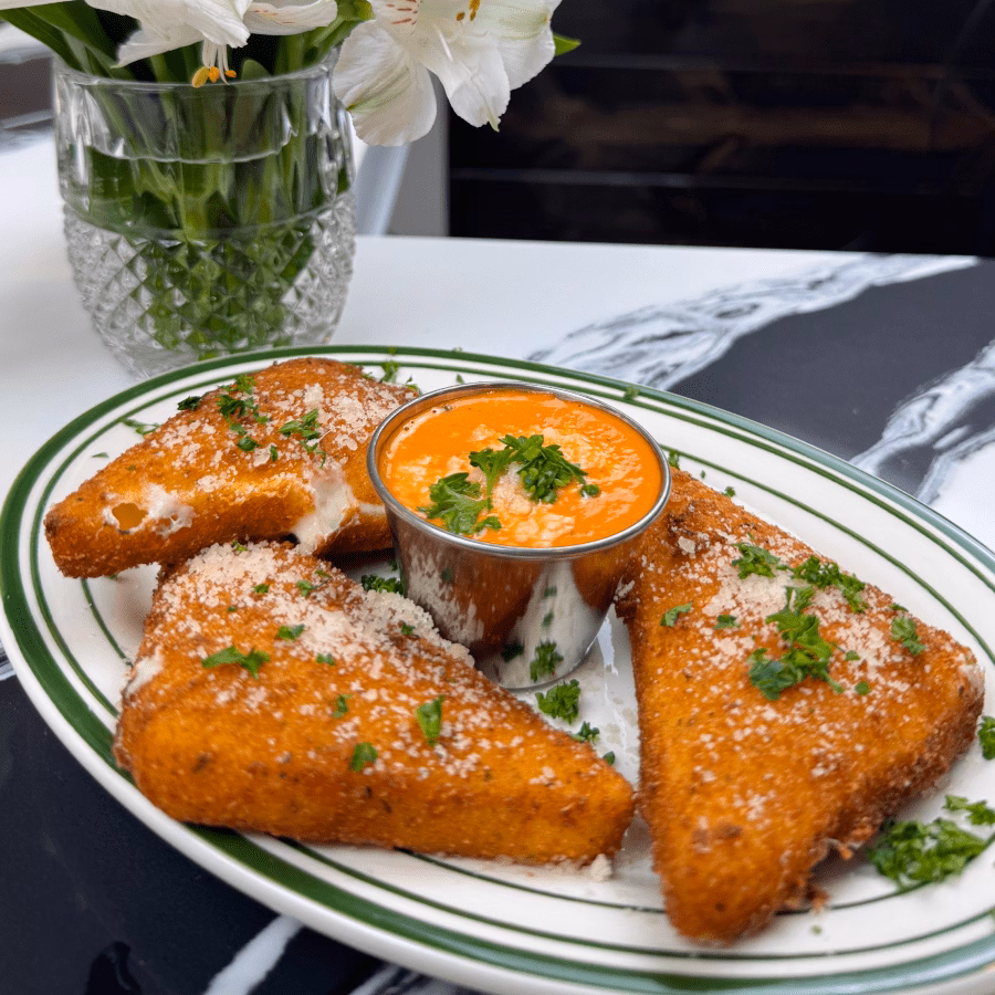 Mozzarella Sticks Anna Pizza-min