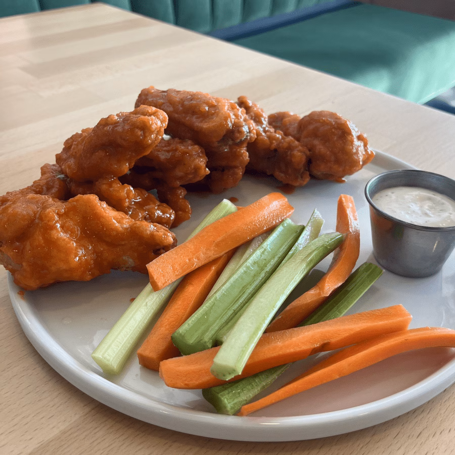 Buffalo Wings Anna Pizza